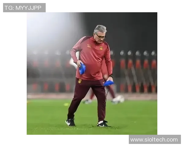 世界杯上因偷足球引发争议的球星及其背后故事解析