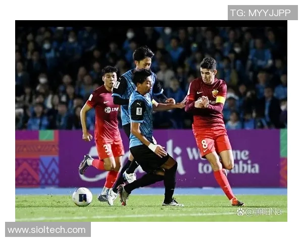 当足球球星遇上擂台挑战 如何从绿茵场到拳台争霸